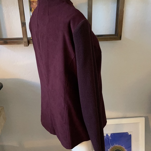 Suede Moto contemporary style Ladies jacket nwot - Picture 4 of 7